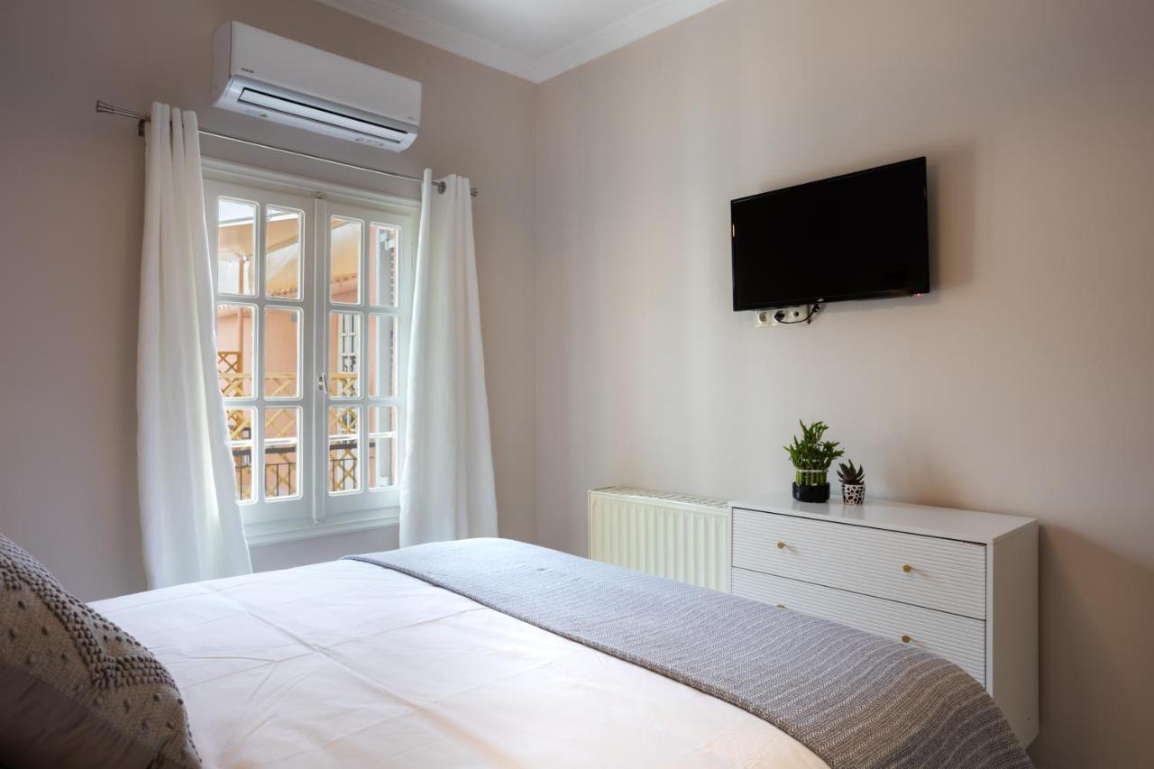 Scirocco Apartment In Corfu Center Екстер'єр фото