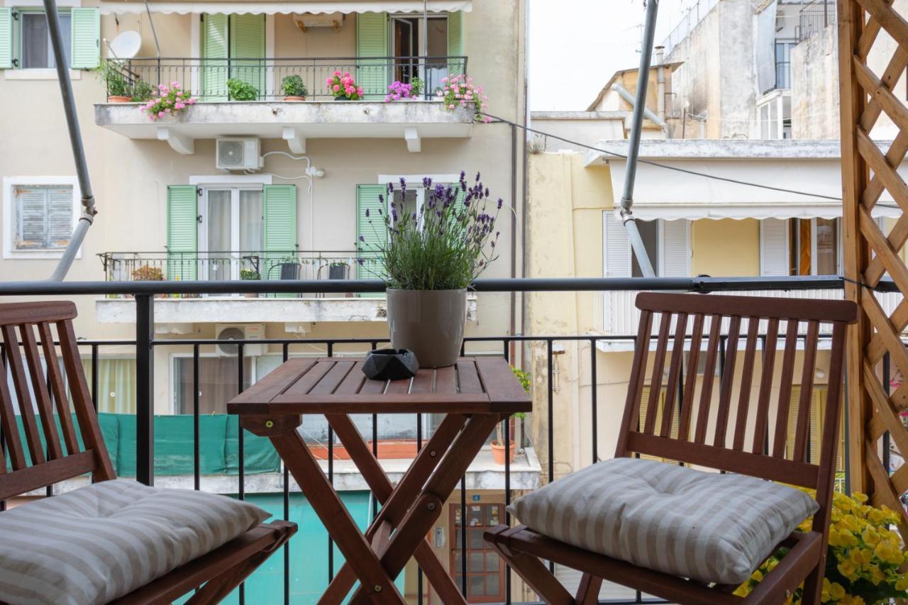 Scirocco Apartment In Corfu Center Екстер'єр фото